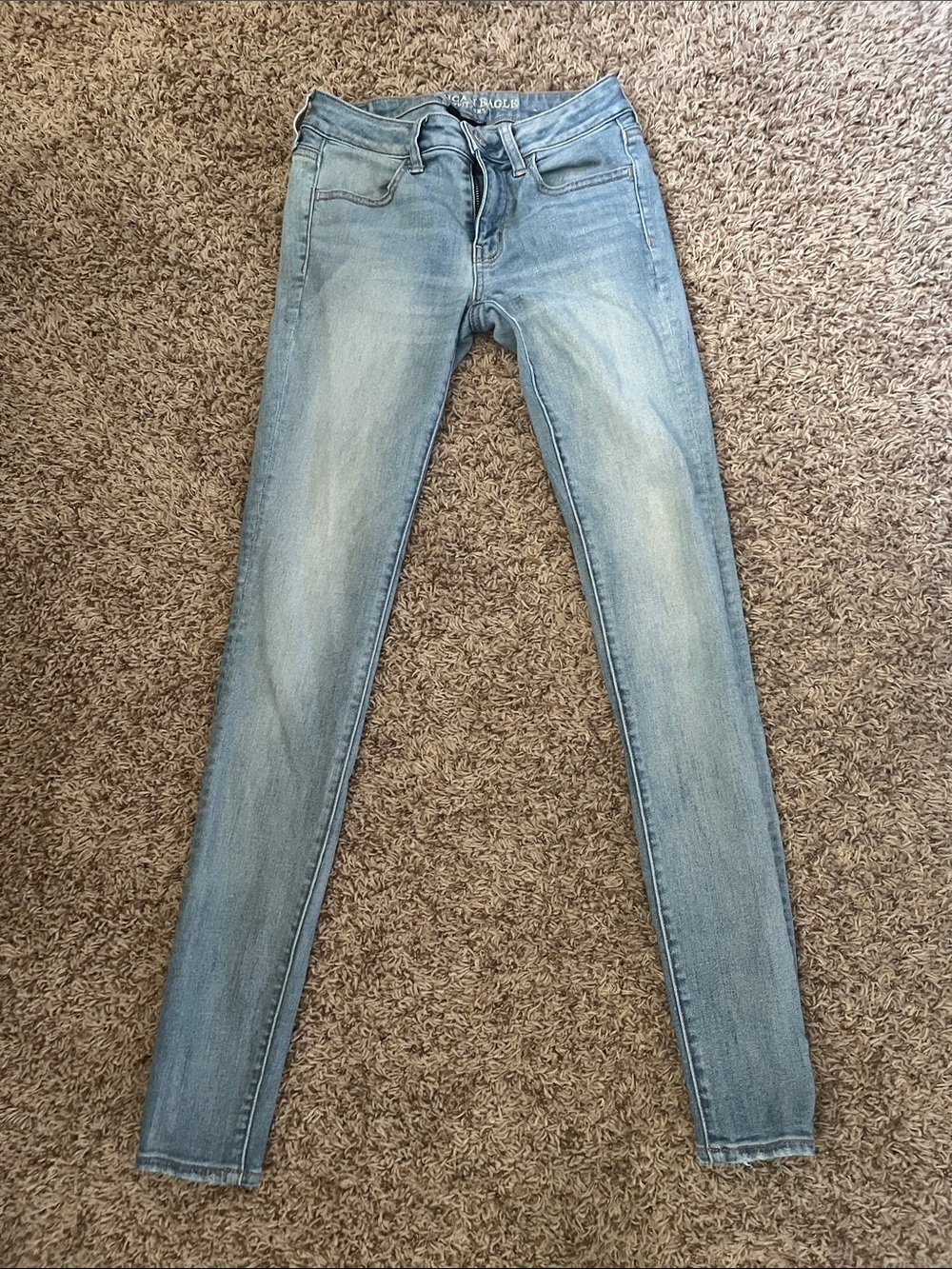 American Eagle Outfitters Light Wash Skinny Jeans - Pale Blue